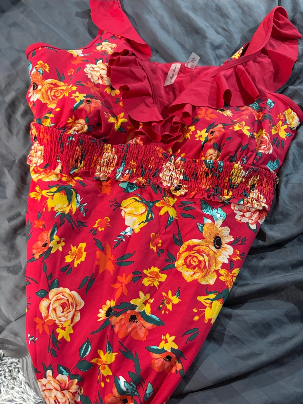 Women’s Floral Ruffle One-Piece Swimsuit - Red Floral